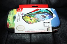 Nintendo Switch Deluxe Game Traveler Case - Legends of Zelda Link's Awakening