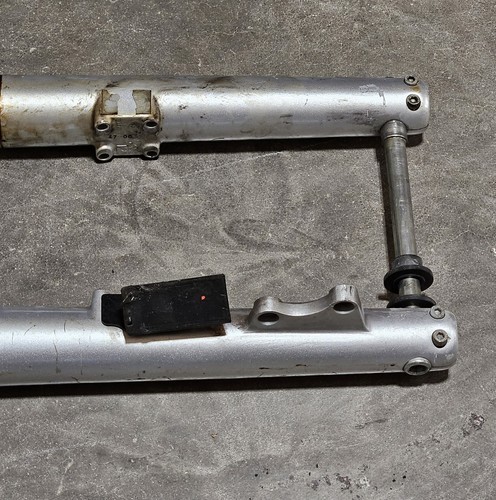 2001 Victory Deluxe V92C Front Forks Triple Tree Clamp Complete Suspension Unit - Picture 2 of 9