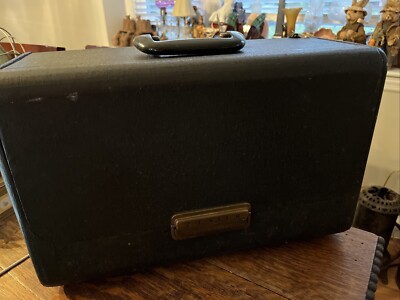 Zenith Trans-Oceanic Wave Magnet Tube Radio | Model R-600 Working