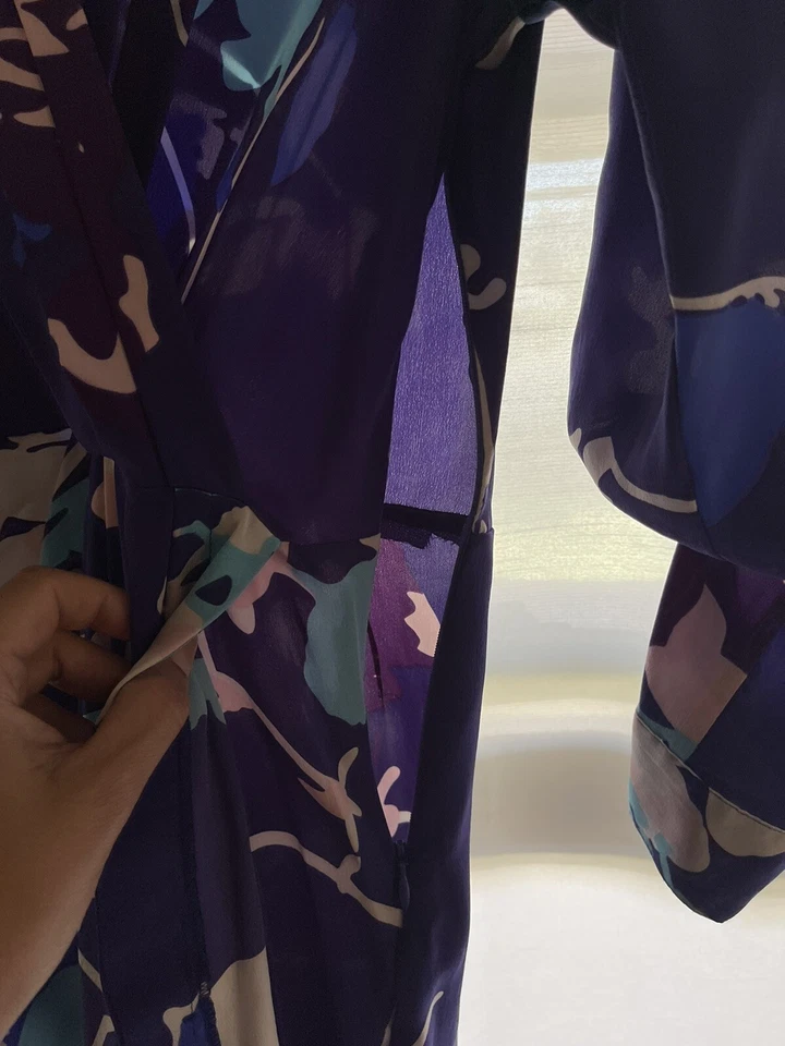 Yumi Kim Silk Printed Wrap Dress size X Small - Image 3 of 4