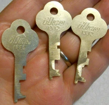 Lot of 3 Ilco Independent Lock Co Keys # 1332 Brass Flat Keys