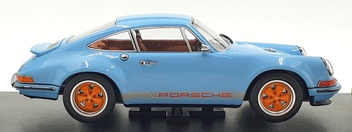 KK-Scale 1/18 Scale KKDC180441 - Singer Porsche 911 Coupe - Blue - Picture 3 of 5