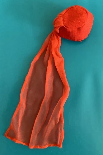 VINTAGE BARBIE 1965 #1640 MATINEE FASHION PILLBOX HAT W/TRAIN - VERY NICE VTG.