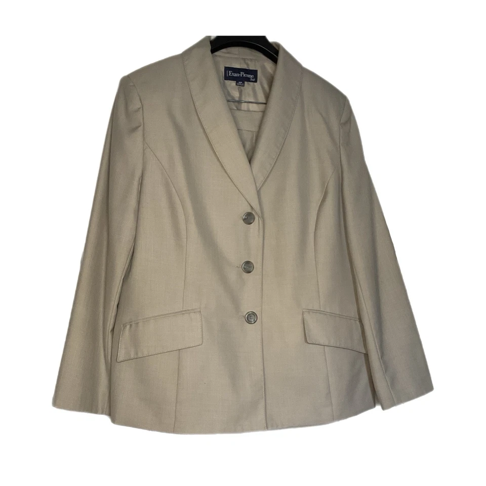 Evan Picone Classic Light Tan 2-pc Suit Set 16P Soft Smooth Lightweight - Image 4 of 4