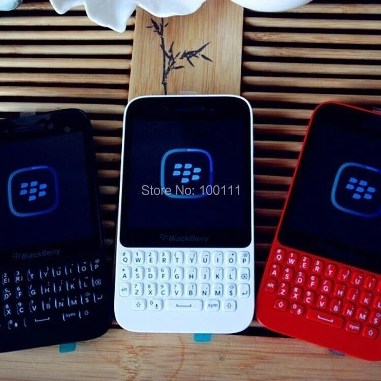Smartphone BlackBerry Q5 Desbloqueado 4G LTE WiFi 8GB 5MP Desbloqueado Teclado Foto 4 de 4