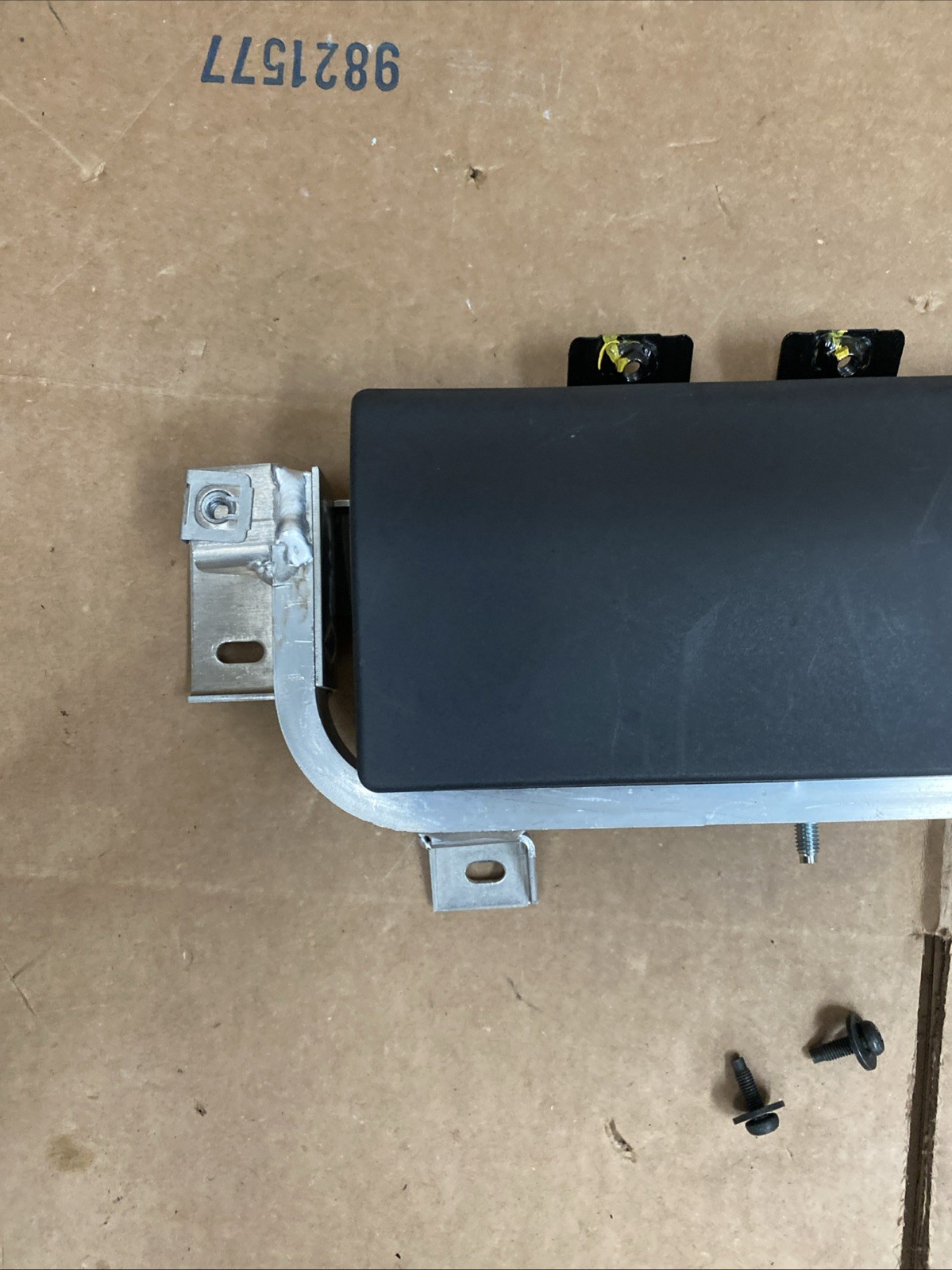 2013 2014 2015 Audi R8 OEM Front Right Passenger Side Lower Knee Dash Glove 1525