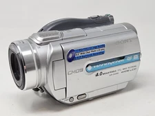 Sony Handycam DCR-DVD505 Mini DVD Recorder Has Power