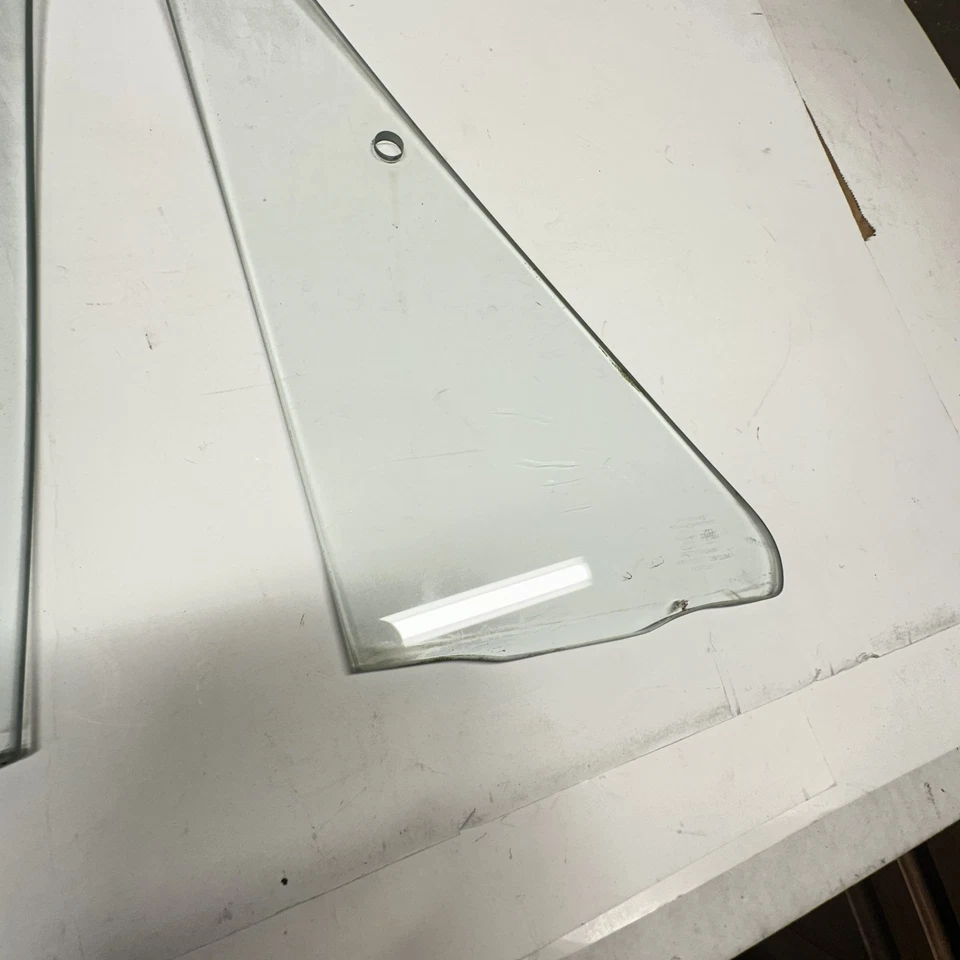 1972-77 1st Gen Dodge Ram Ramcharger Vent Wing Window glass Pair D250 W250 - Изображение 3 из 4