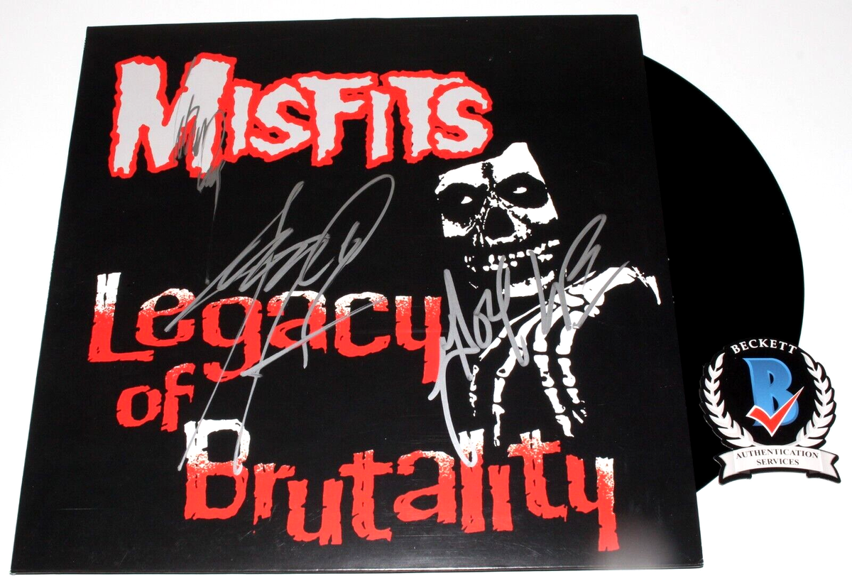 MISFITS BAND SIGNED LEGACY OF BRUTALITY VINYL RECORD ALBUM LP