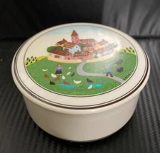 1980's Villeroy & Boch Design Naïf Round Porcelain Trinket Box 