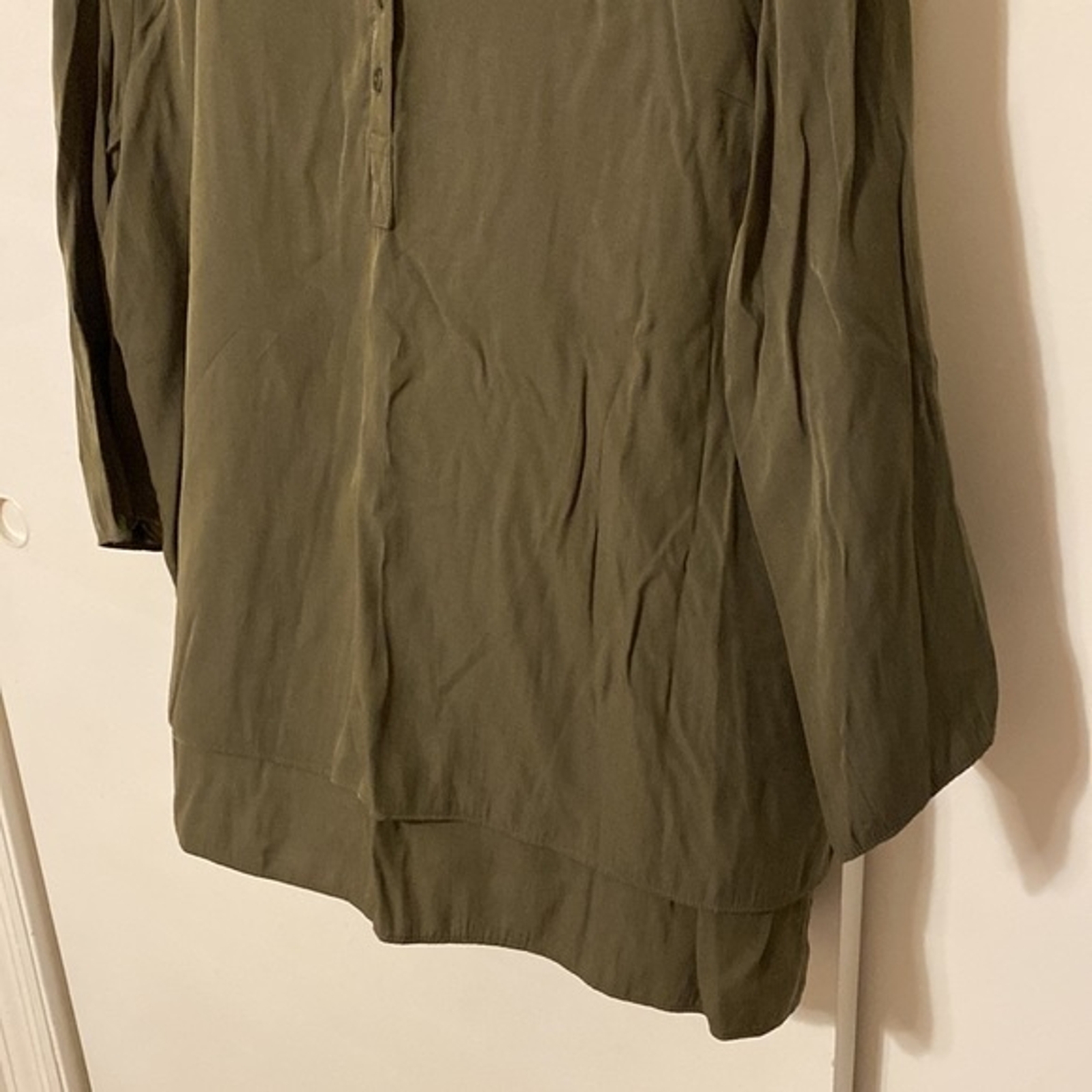 Chico's Layered Split-Back Popover Blouse Green 3… - image 5