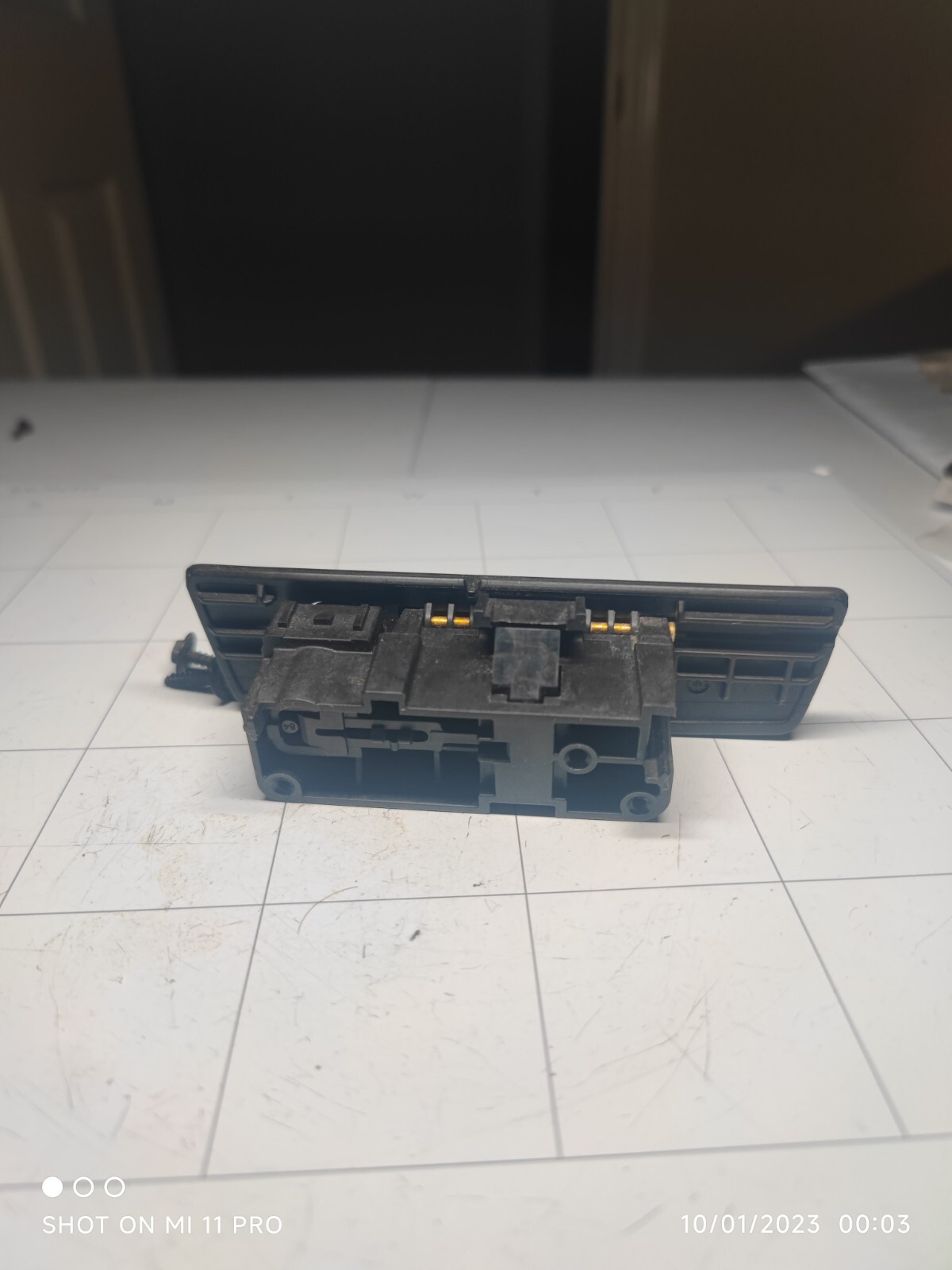 Picture 4 of 24