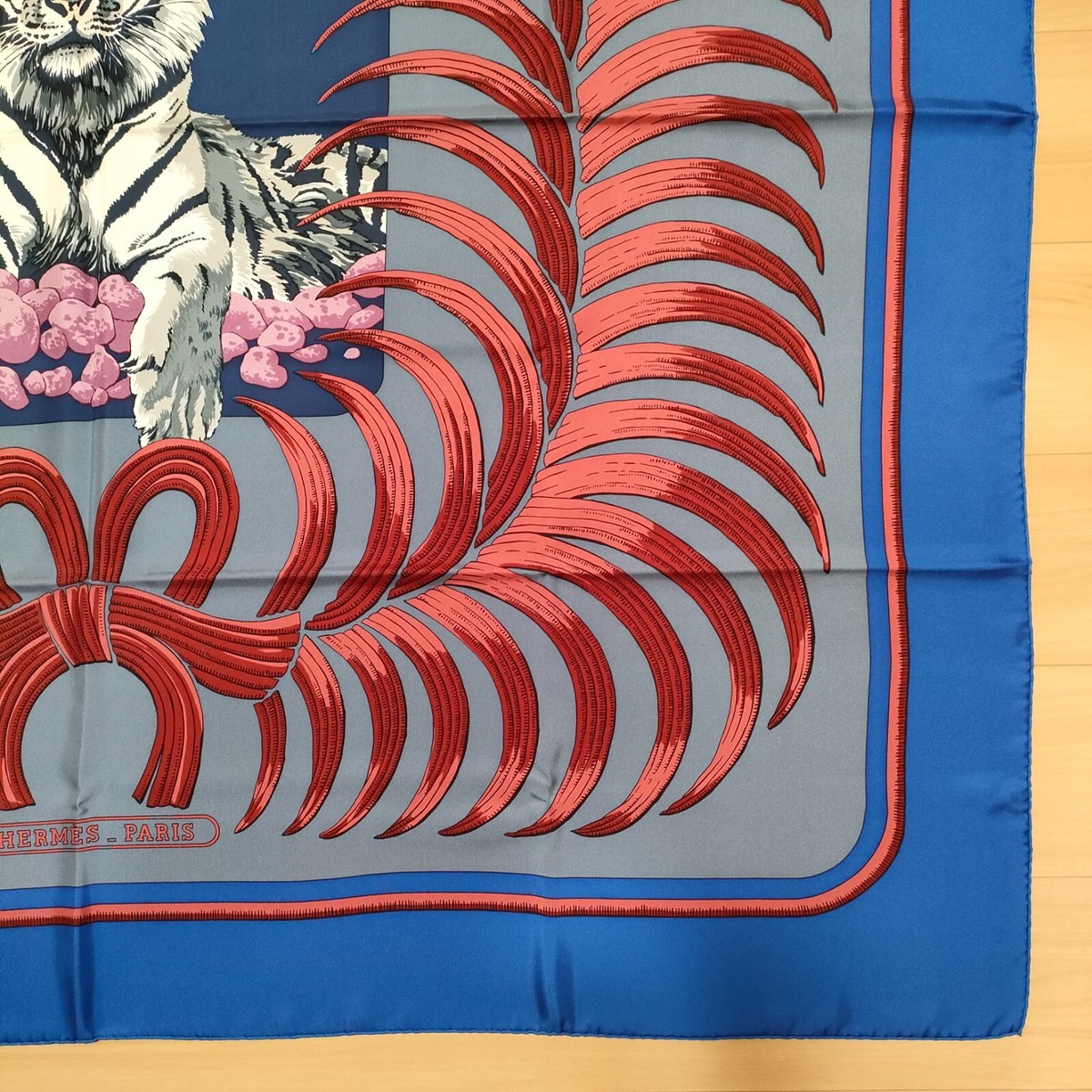 HERMESカレ55 TIGER 【公式通販】