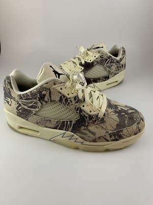Size 9.5 - Air Jordan 5 Retro Low Expression W