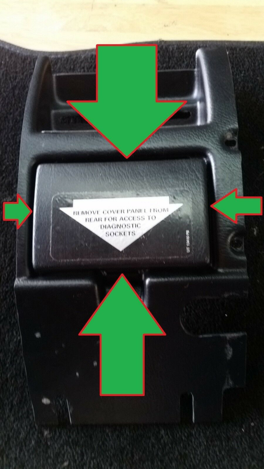 Rolls Royce Silver Spirit Spur in glove box cover for OBD II access cover UT1341