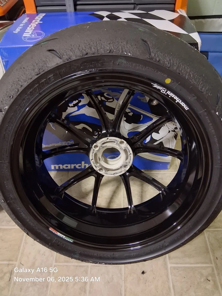 Колеса с ободами Marchesini M7R Genesi Ducati Panigale 1199 1299 V4 V2 Streetfighter - Изображение 3 из 4