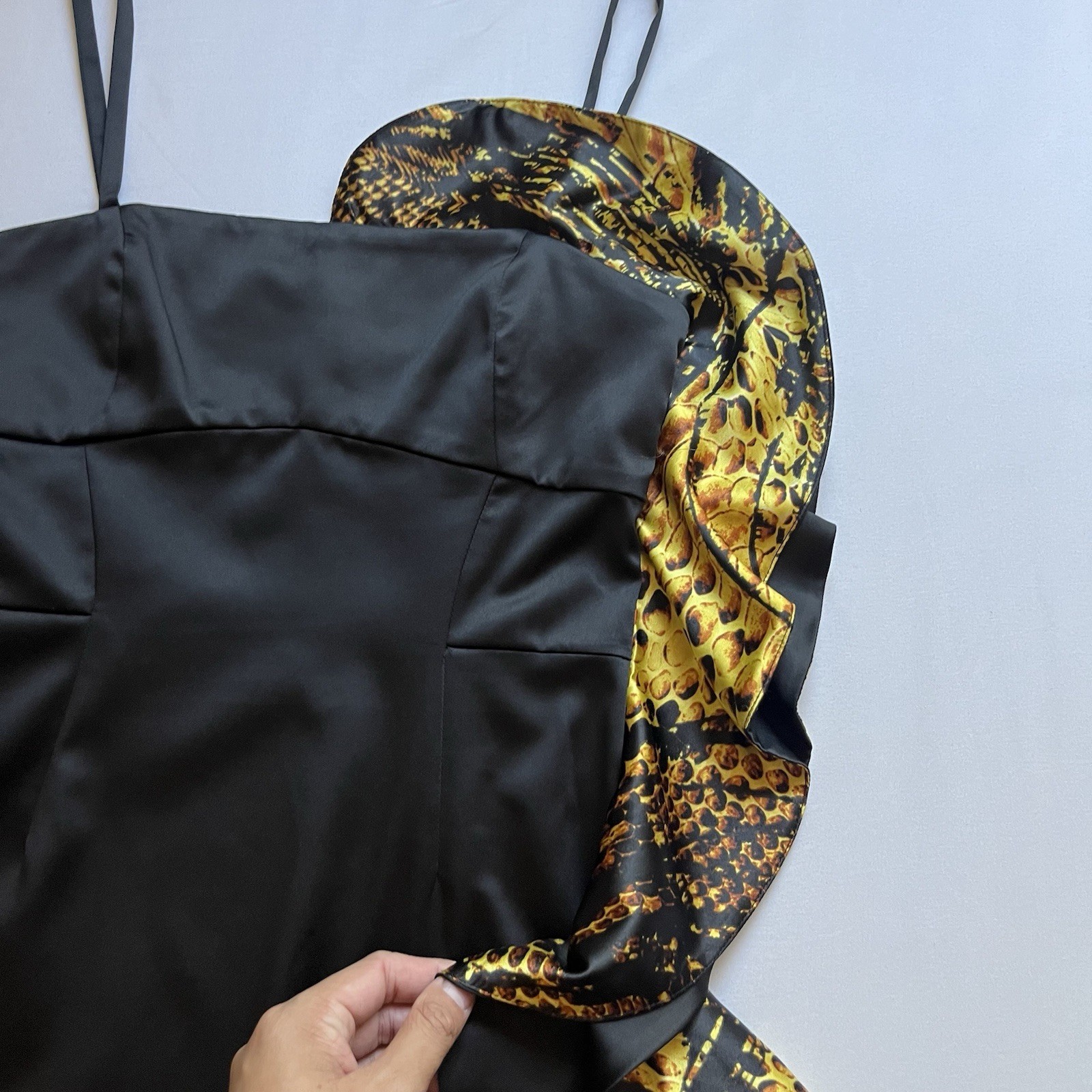 JUST CAVALLI ROBERTO Black ruffle python snake re… - image 2