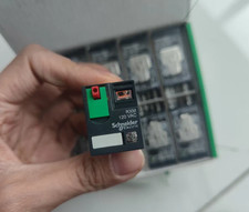 1PC NEW Schneider Intermediate Relay RXM4AB2F7 AC120V 4NO4NC #YY