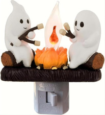 Ghost Campfire Nightlight,Halloween Campfire Flickering Night Light,3D Spooky Fi