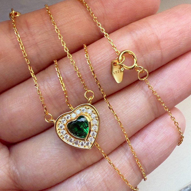 925 Sterling Silver Necklace 5mm Heart Emerald Gemstone Zircon Pendant Women