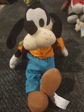 Disney Junior Goofy Plush 16'' Stuffed animal, Mickey mouse