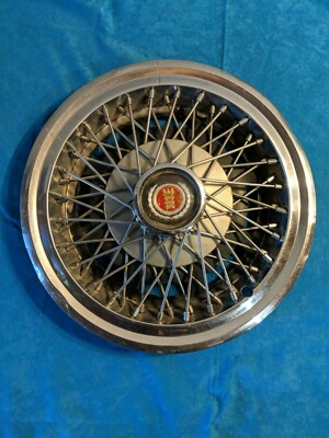 1977 - 1979 Ford Mercury Comet, Cougar, Granada, LTD II Wire Spoke Hubcap 14 