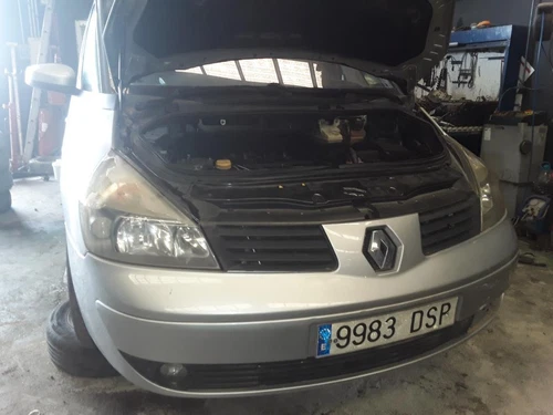 8200332851B Condensador/Radiador Aire Acondicionado para RENAULT ESPACE 1473417 - Imagen 4 de 10