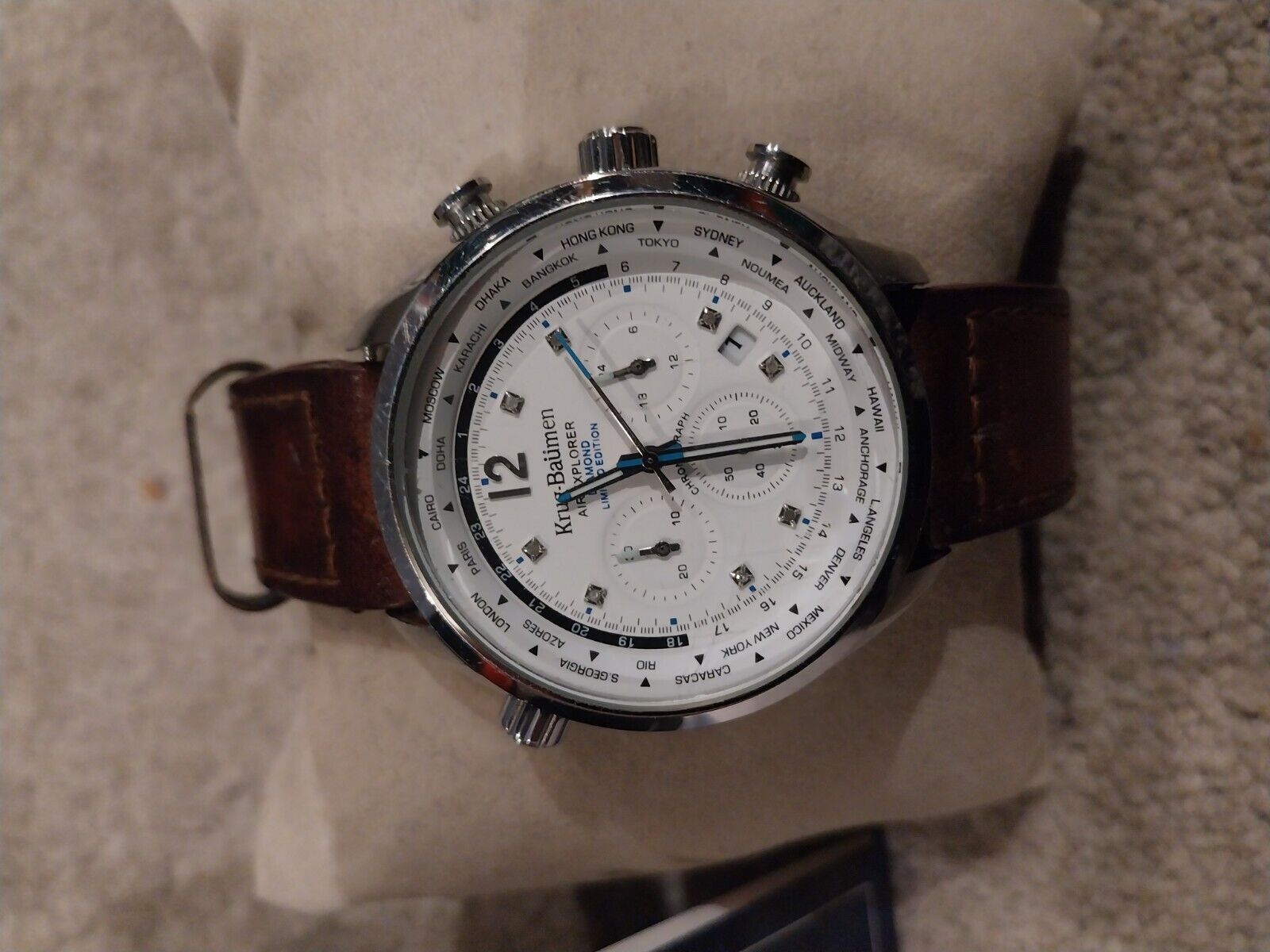 Picture 1 of 6