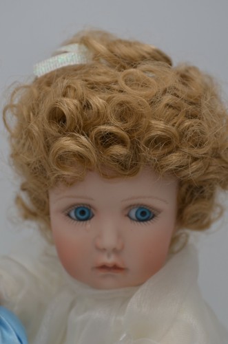 NIB Ashton Drake Heavenly Inspirations Doll Every Cloud Has a Silver Lining COA - Picture 5 of 12