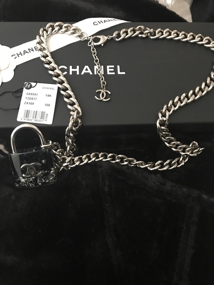 Necklace Rare Chanel Lock Cc Logo Pendant Vintage Chanel Turnlock