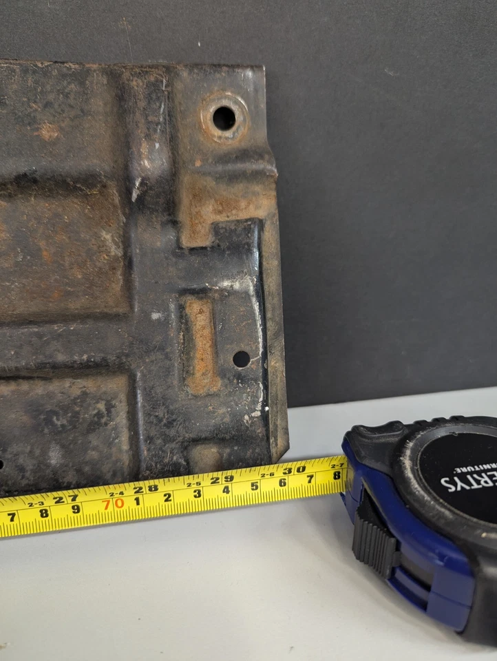 74 75 76 77 78 79 80 1973 Chevy Truck radiador montaje superior soporte panel OEM OE Foto 4 de 4