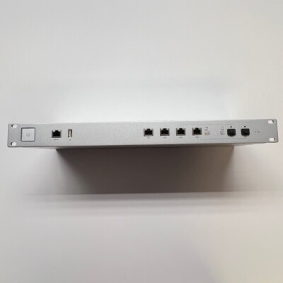 Ubiquiti UniFi Security Gateway Pro USG-PRO-4 (Used)