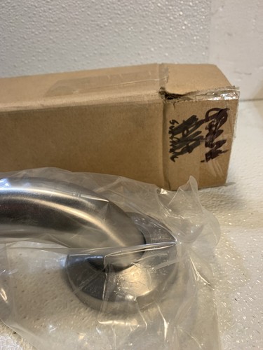 Delta 40118-SS Commercial 18" Grab Bar with Concealed Mounting - Stainless Steel - Picture 3 of 6