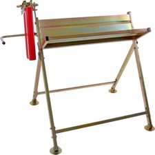 Log Saw Horse With Chainsaw Holder