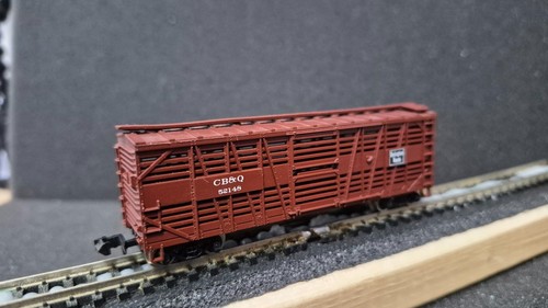 N Scale Roco Livestock Car CB&Q #52148 Rapido Couplers Metal Wheels  (No Box) | Zustand: Used