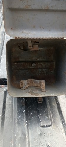 Vintage Black & Decker Heavy Duty Saw/Circular Saw Metal Case Only - Picture 9 of 14