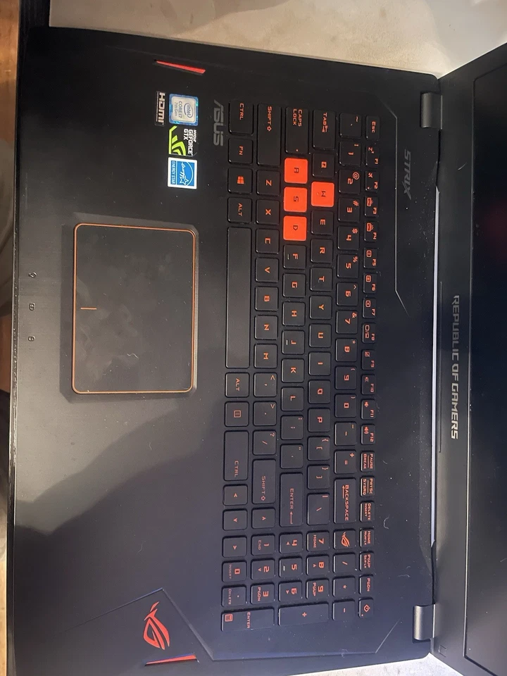 Asus ROC Strix Laptop - Image 3 of 4