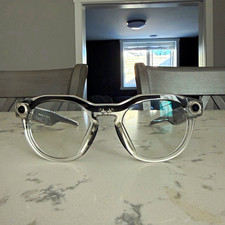 Oakley Meta HSTN Smart Glasses Bluetooth Clear Frame with Case