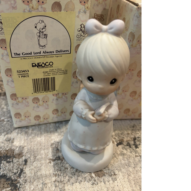 Precious Moments "The Good Lord Always Delivers" Porcelain Figurine w/ Box 1989