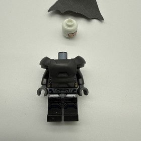 LEGO Super Heroes Batman - Armored without Helmet sh0217a 76044