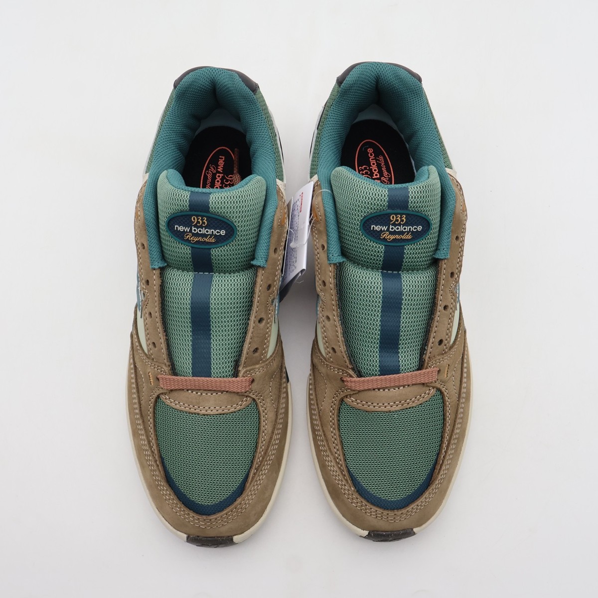 NM933ORI New Balance NB Numeric Andrew Reynolds 933 Mushroom