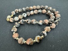 Tianshan Jade Kette Collier  ca. 48 cm, Magnet Zwischenelemente vergoldet