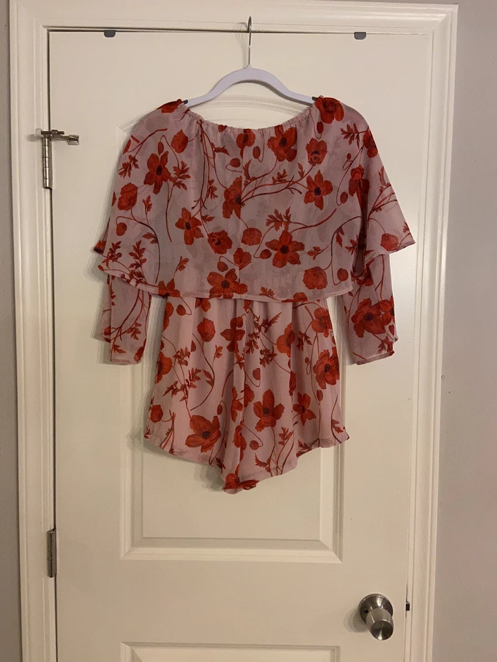 Pantalones Cortos Missguided Mujer Mameluco Floral Talla 4 Hombro Descubierto Gasa Rosa Rojo Nuevo Foto 2 de 4