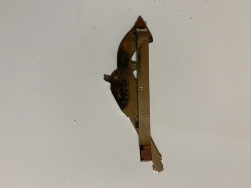 VINTAGE GOLD TONED PISTOL REVOLVER COLT 45 BOLD TIE TACK LAPEL PIN ! - Picture 2 of 2