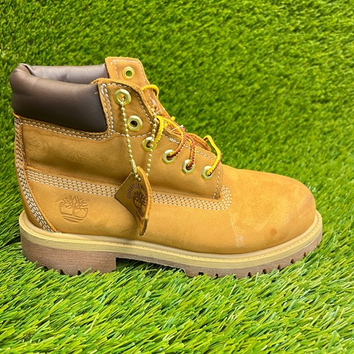 Timberland 6-Inch Premium Boys Size 2.5M Brown Outdoor Leather Waterproof Boots