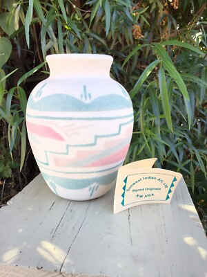 Vintage Navajo Native American Sand Pottery Bowl Artist Signed 6.75  H Handmade