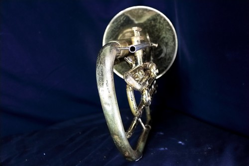 King 1122 Marching Bb French Horn - Used, Great Projection, Hard Case Included! - Picture 3 of 9