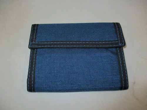 Vtg. NOS LEEGIN Vinyl Blue Bifold Wallet