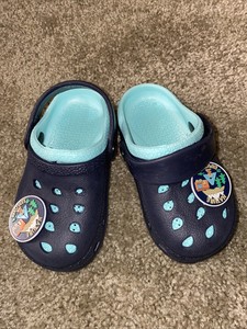 turquoise blue crocs