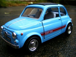 fiat 500 toy